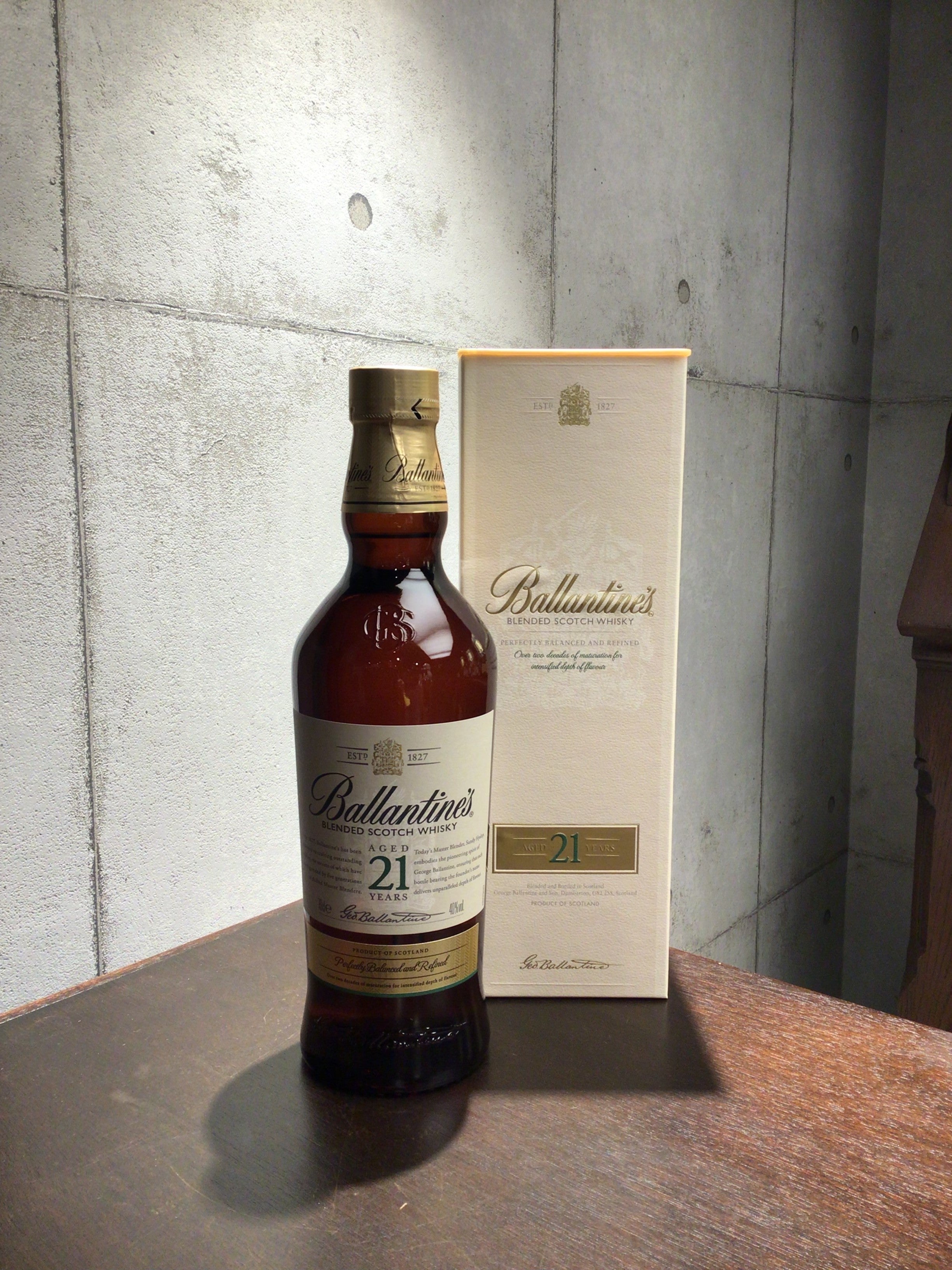 バランタイン 21年 – 元町WHISKY オンラインショップ EC